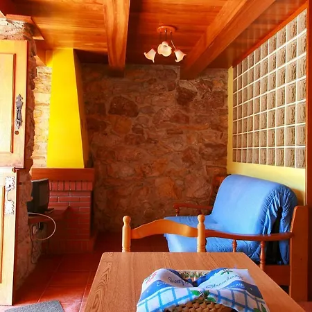 Rurales Cuendias Apartment *