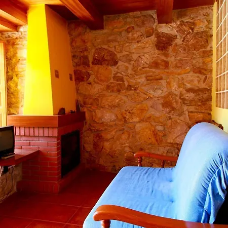 Rurales Cuendias Apartment *