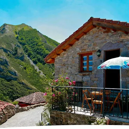 Apartment Rurales Cuendias Perlunes