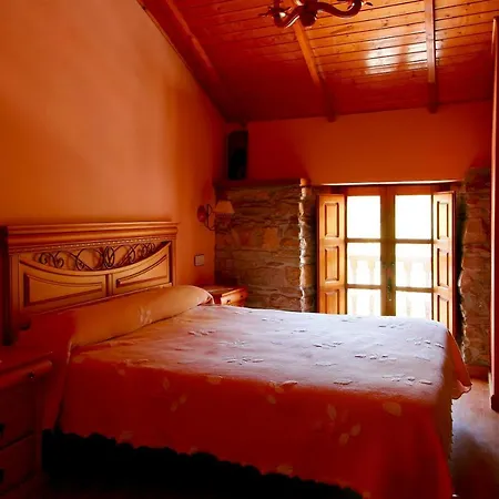 Apartment Rurales Cuendias Perlunes